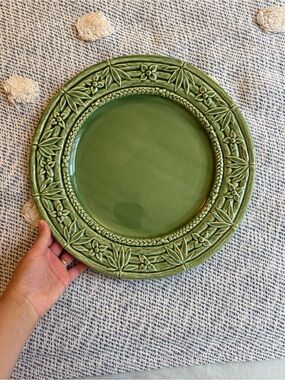 Bordallo Pinheiro large serving plate